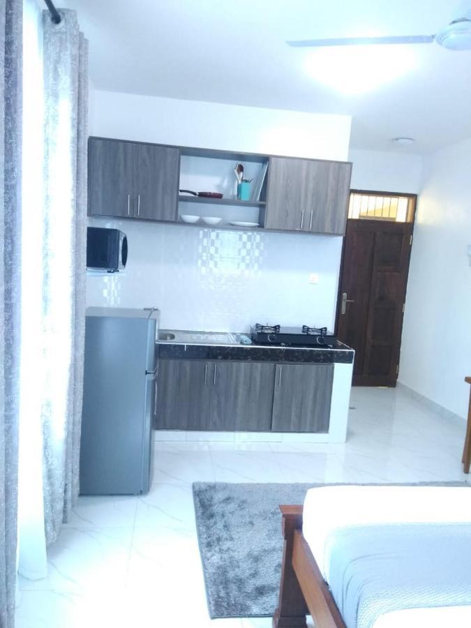Grey Pearl Apartments Where Raha Is Also Our Priority Малинди Екстериор снимка