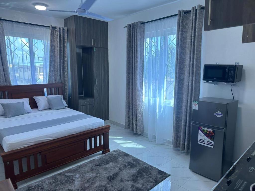 Grey Pearl Apartments Where Raha Is Also Our Priority Малинди Екстериор снимка